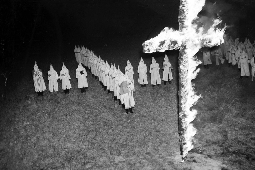 Quando o Super-Homem e um Jornalista venceram a Ku Klux Klan